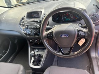/photos/9945/42817fd0-dc75-43e8-9aa9-ba50cfcf9237_i320x240.jpg