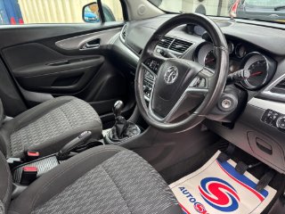 /photos/9945/482179ce-4d79-4a81-8d2d-1f7d2252fd8a_i320x240.jpg