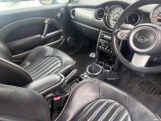 /photos/9945/63a61300-c601-41f5-92d7-b2662ac754c1_i320x240.jpg