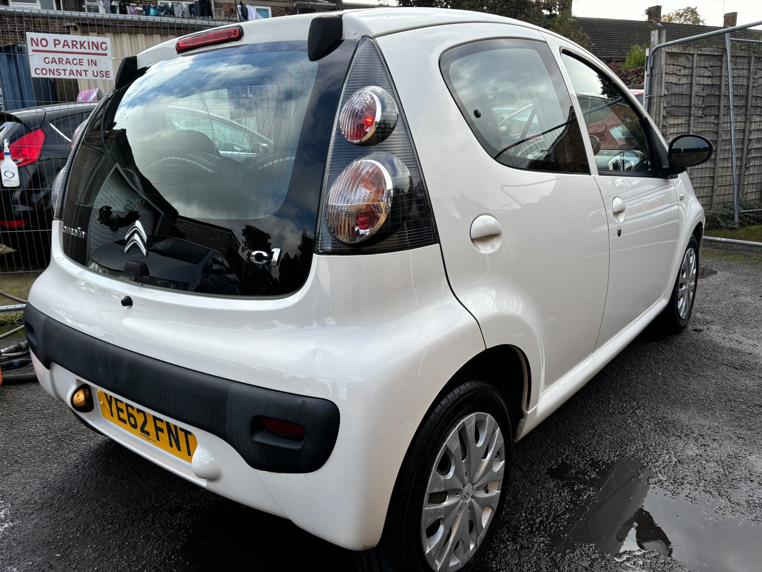 Used 2012 Citroen C1 1.0i VTR 5dr for sale in Hayes, Middlesex