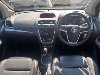 /photos/9945/a9a20c67-3123-47e5-992b-81a6648fc59c_i320x240.jpg