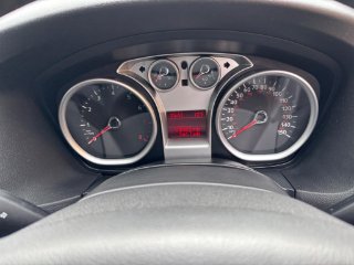 /photos/9945/c4561292-7e36-4cd6-bad7-dd02df39c5c2_i320x240.jpg