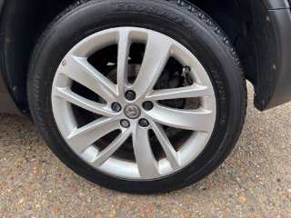 /photos/9945/e5e5d011-1565-4405-a5bc-05bd8f032718_i320x240.jpg