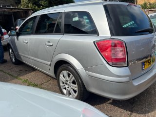 /photos/9945/ee5c3cf3-f981-4cf6-9216-5318474e2adf_i320x240.jpg