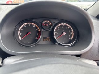 /photos/9945/f2ef3382-a8a8-43d9-bfb3-a23edb4b0422_i320x240.jpg