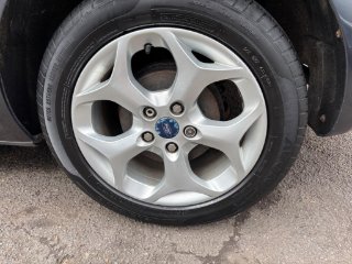 /photos/9945/f47c5ed5-b264-43d9-8fbe-fd0e475a5a25_i320x240.jpg